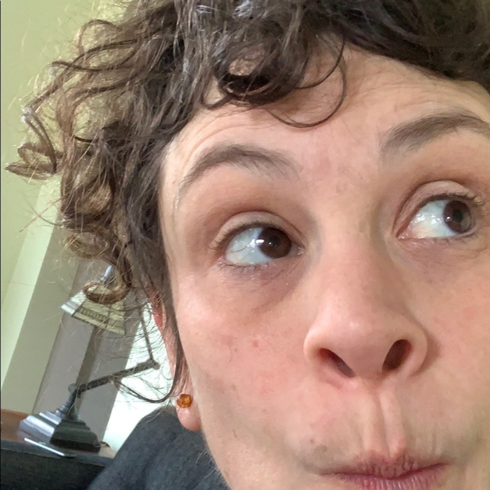 Meet your Posher, Amber